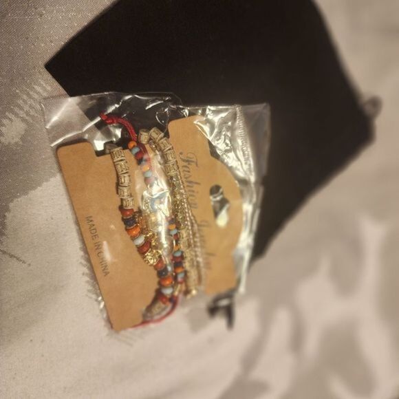 6 Beaded Jewelry bracelets. Fashion Jewelry. NEW NWT.‎ - Picture 6 of 8